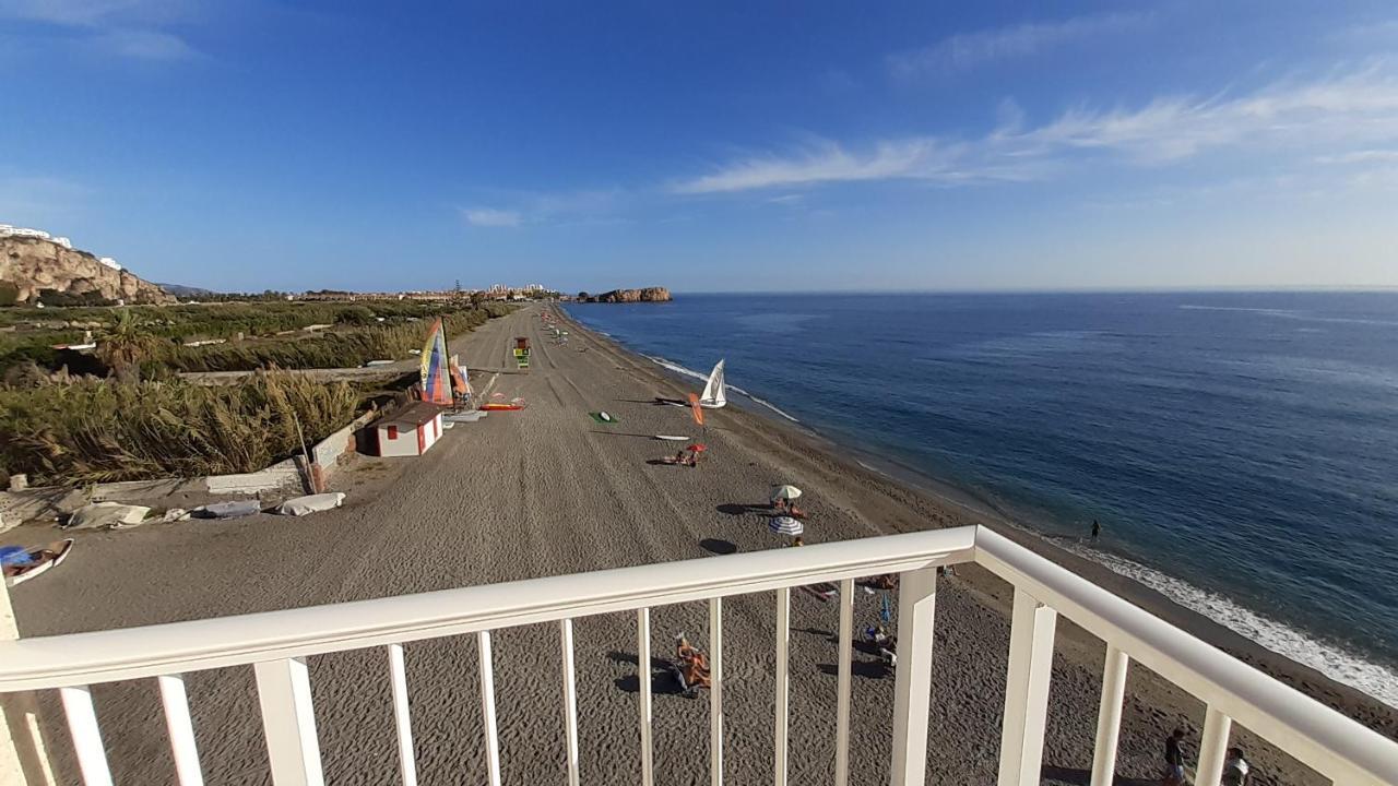 Ocean Beach ซาโลเบรญา ภายนอก รูปภาพ